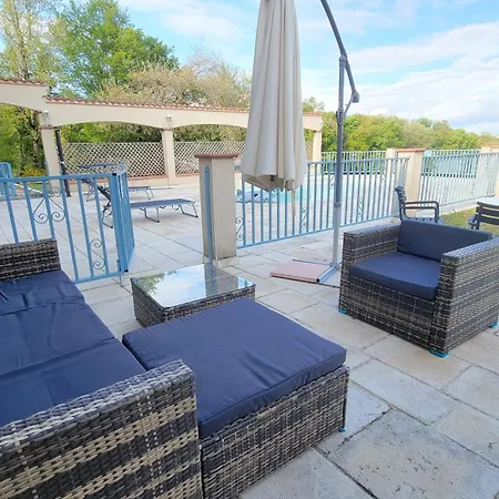 Maison Dans Domaine Rey *
